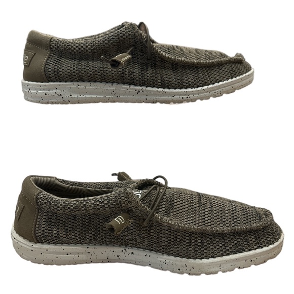 Hey Dude Wally Sox Brown Tan Mens Slip on Loafer Size 8 (Good Condition) - Picture 2 of 6